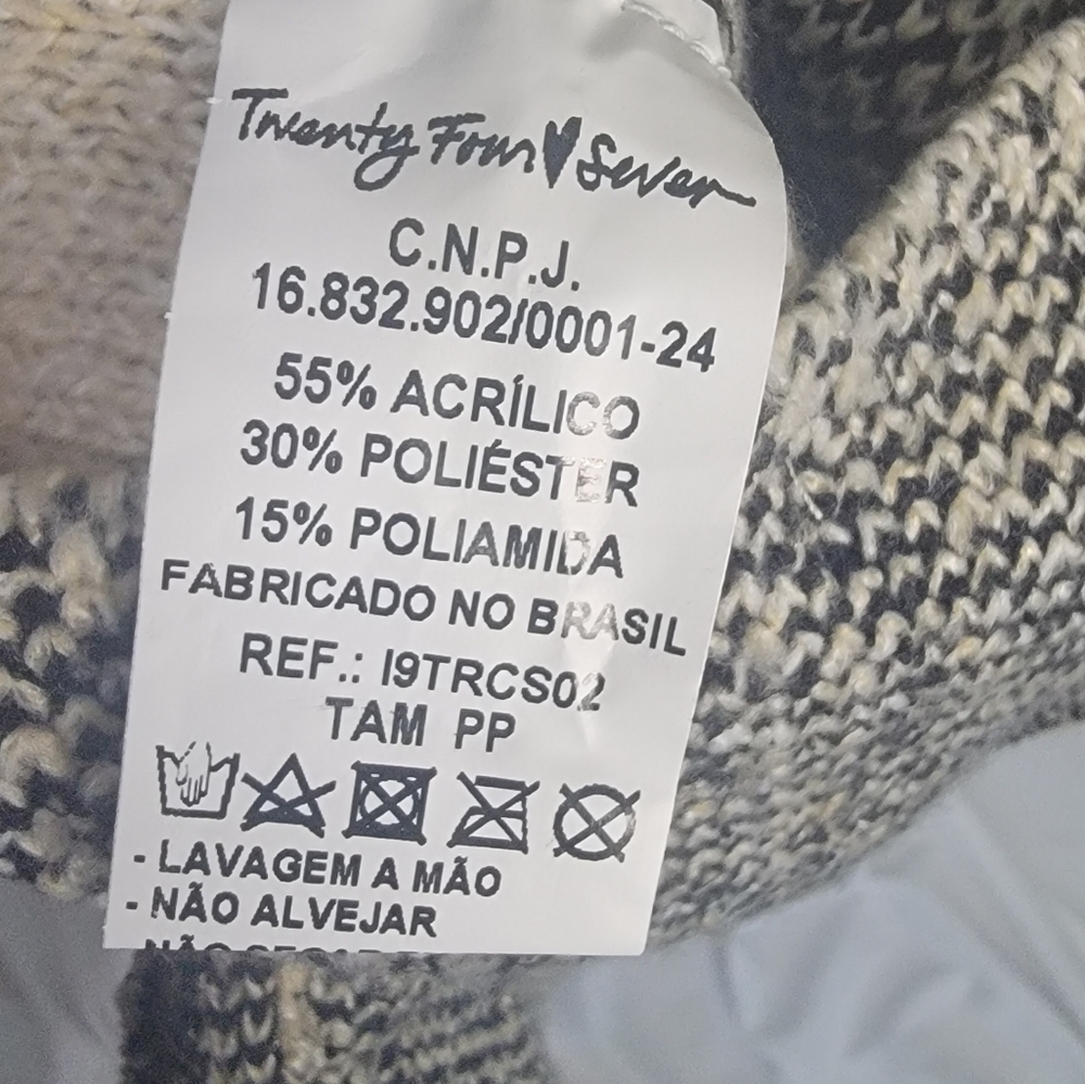 24/7 Reversible cardigan, Small - Picture 5 of 6